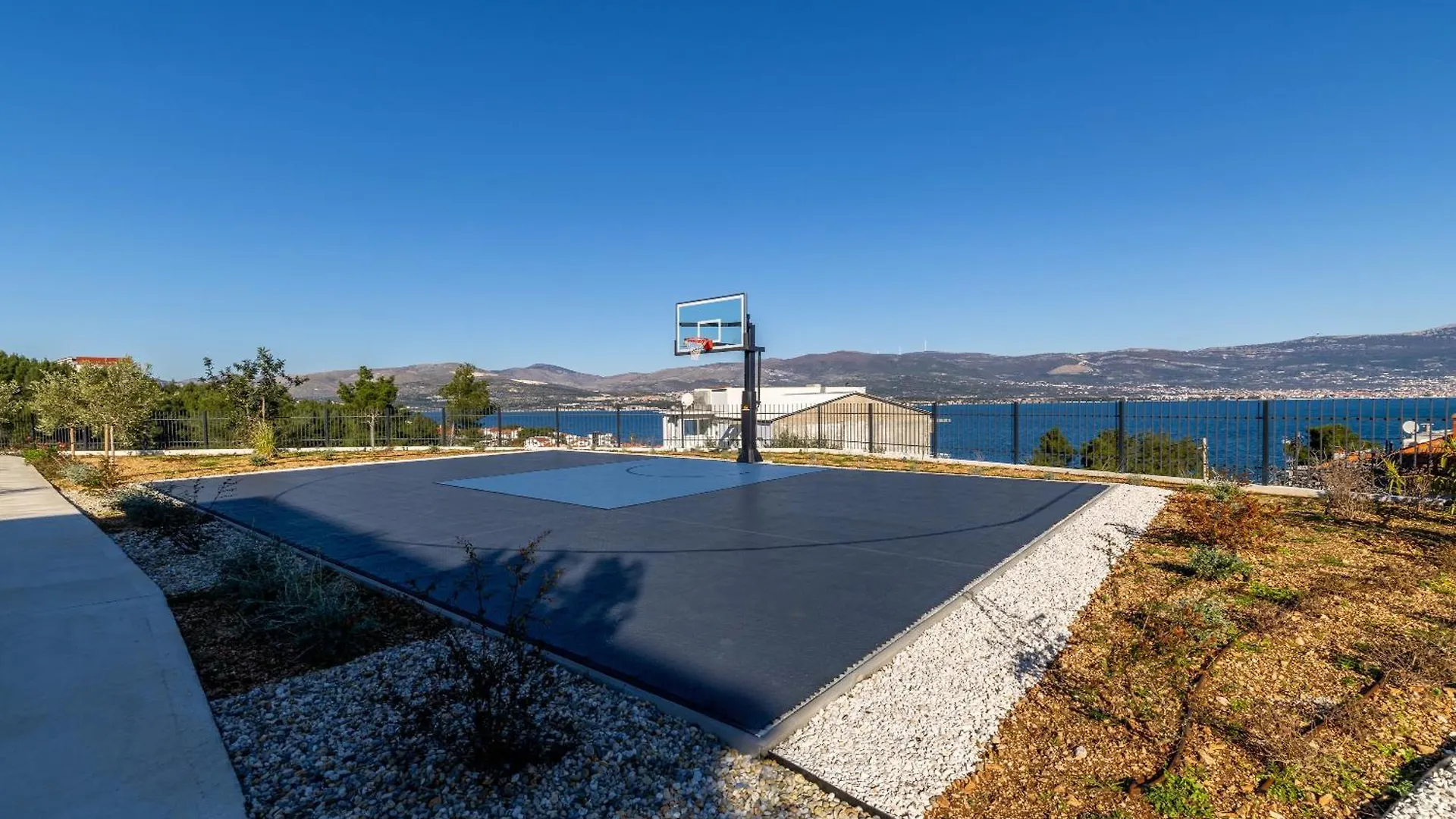Villa Navisus Τρογκίρ