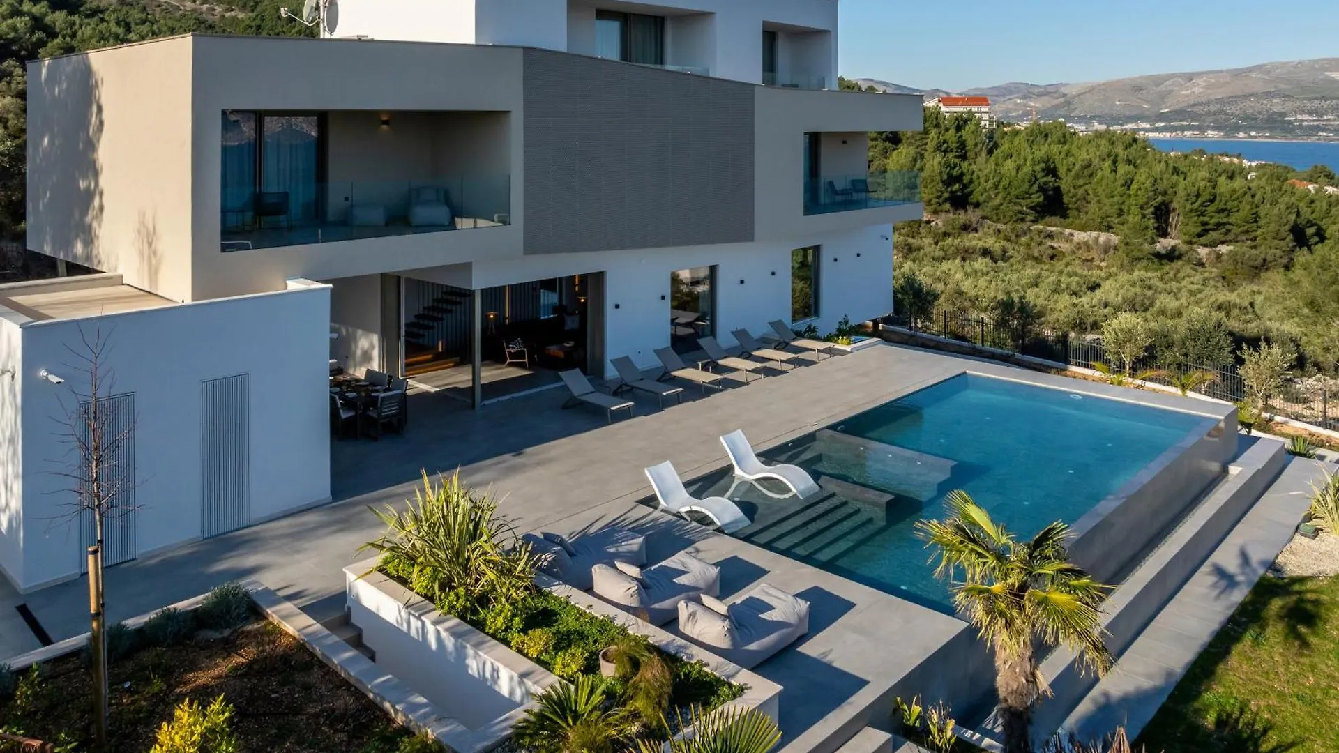 Villa Navisus Trogir 0*,