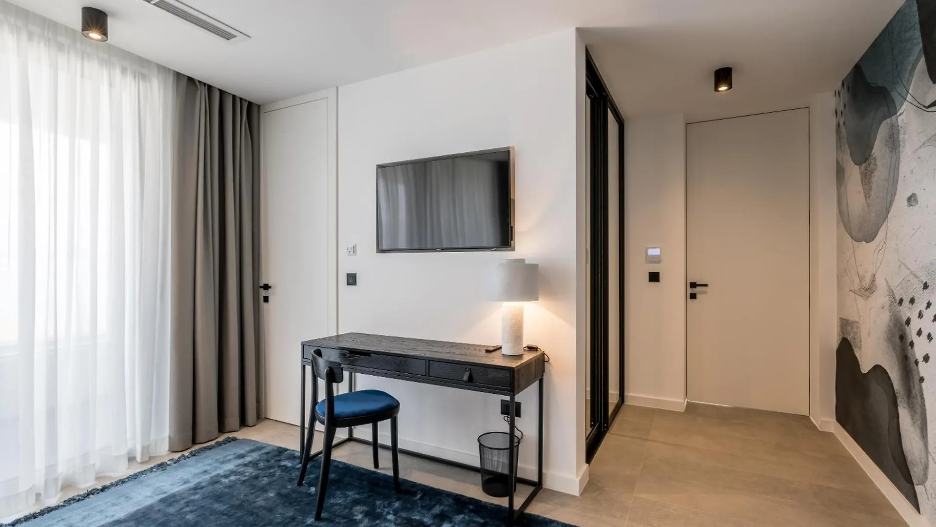Villa Navisus Trogir 0*,  Croatia